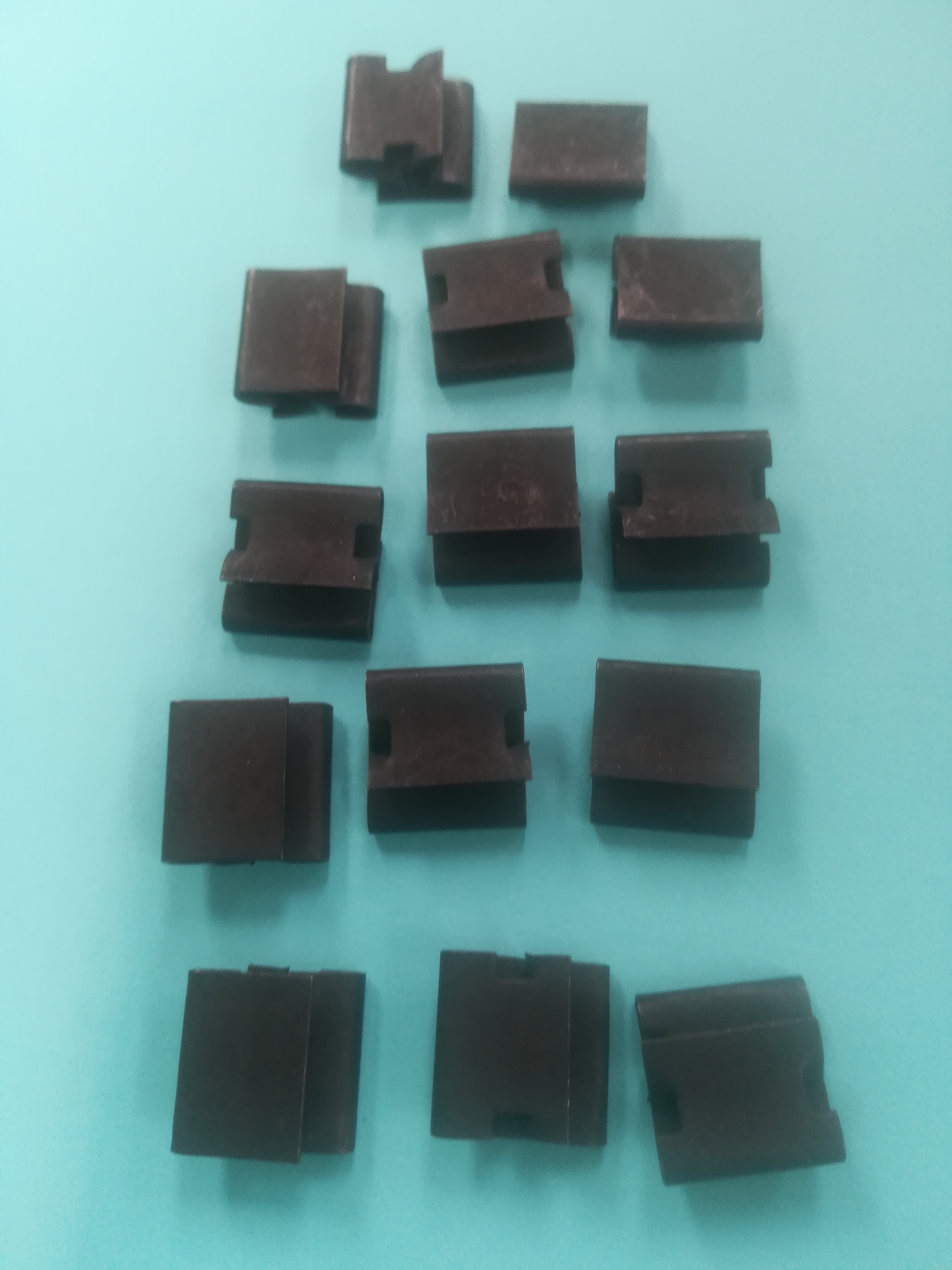 Product image: RANGE ROVER CLASSIC 2 DOOR EARLY WAIST SEAL CLIPS 1 DOOR SET